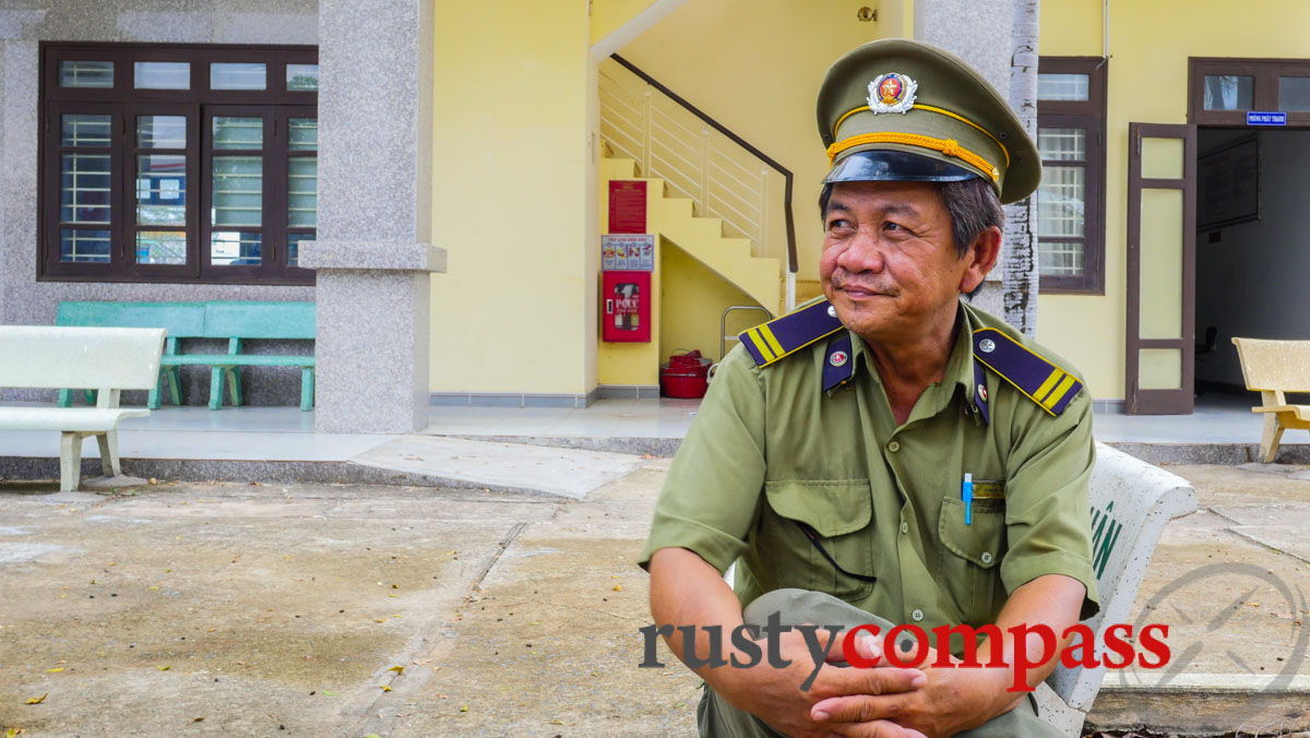 Station attendant, Phan Thiet