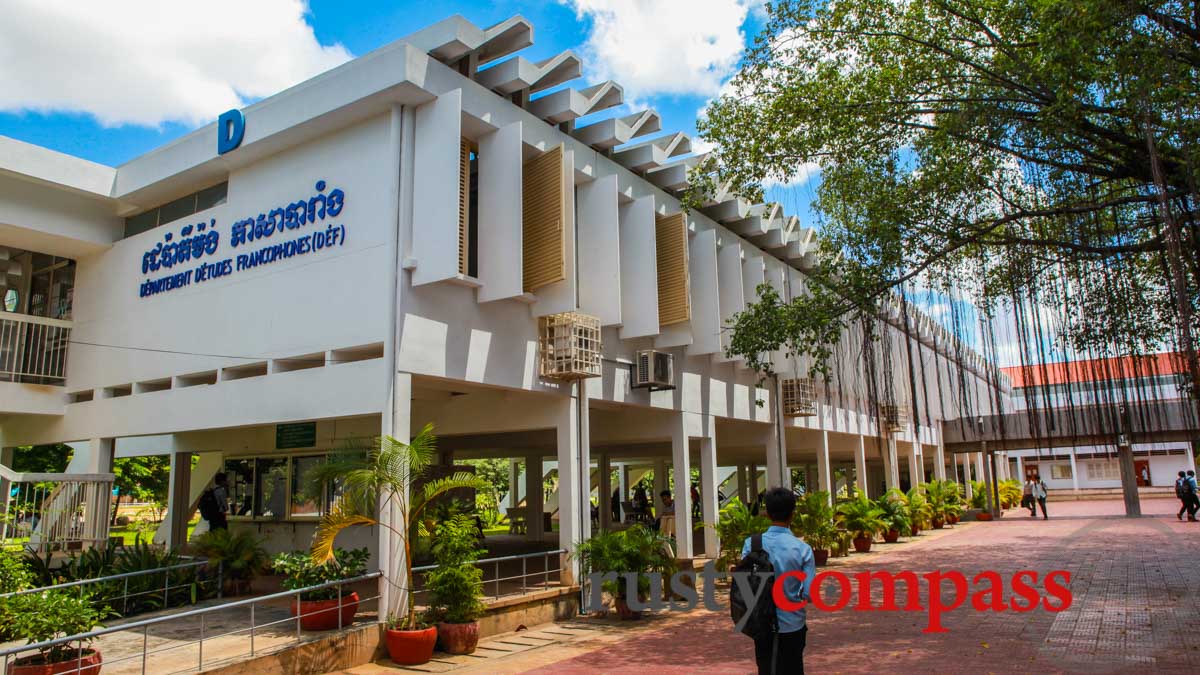Royal University of Phnom Penh Institute for Foreign Languages Royal University of Phnom Penh Institute for Foreign Languages