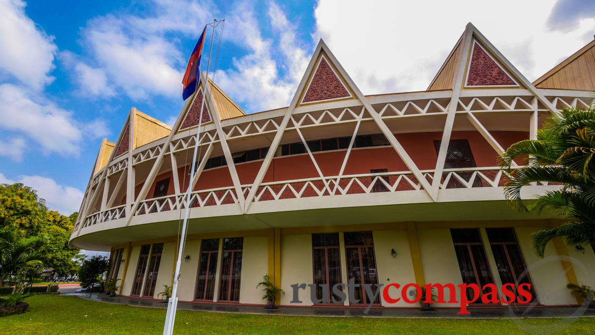 Vann Molyvann's Chaktomuk Conference Hall, Phnom Penh