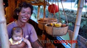 Hoi An's family run floating cafe